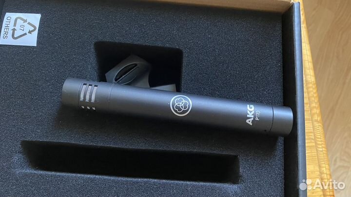 Конденсаторный микрофон AKG P170