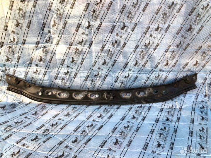 Кронштейн бампера передний Lexus Lx 570 2007-2011