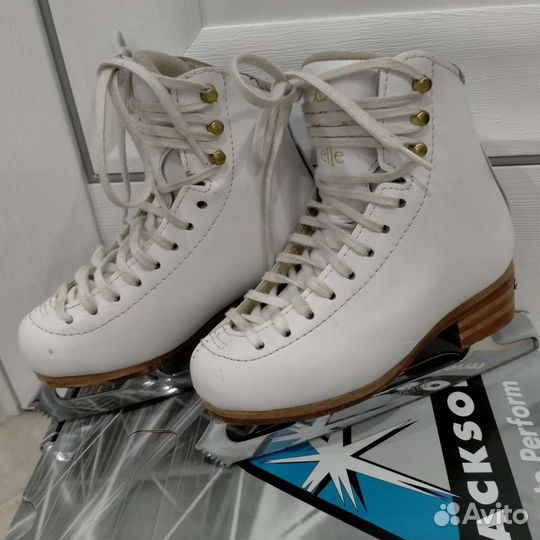 Профессиональные коньки Jackson Elle 26.5