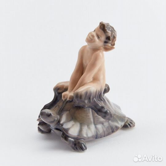 Коллекционная статуэтка 