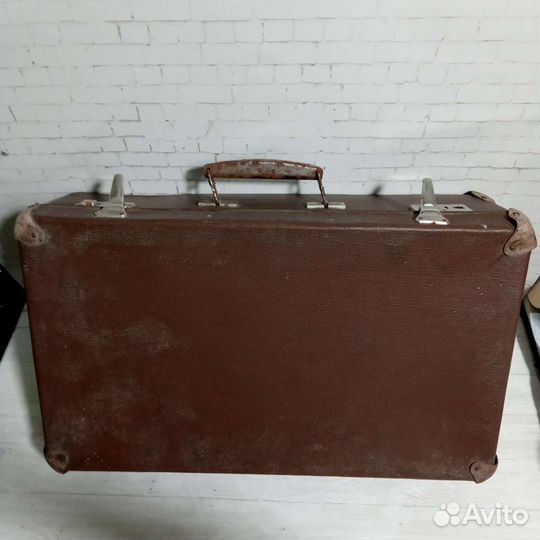 Чемодан старинный, фотозона, ретро, чемодан, СССР