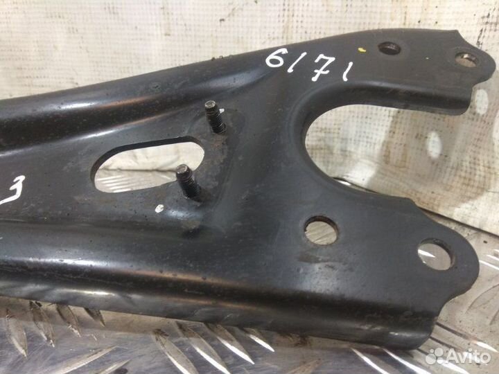 Рычаг продольный задний правый Kia Optima 3 G4KJ