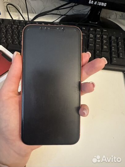 iPhone Xr, 64 ГБ