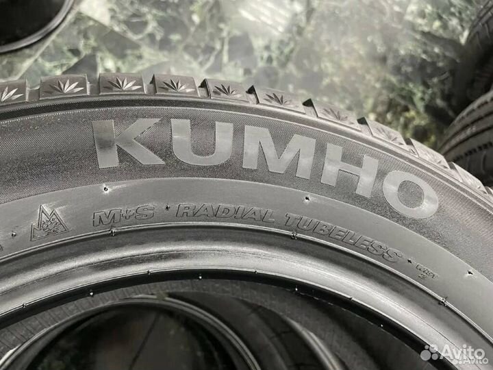 Kumho WinterCraft Ice Wi51 205/55 R16