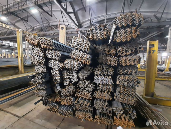 Уголок стальной