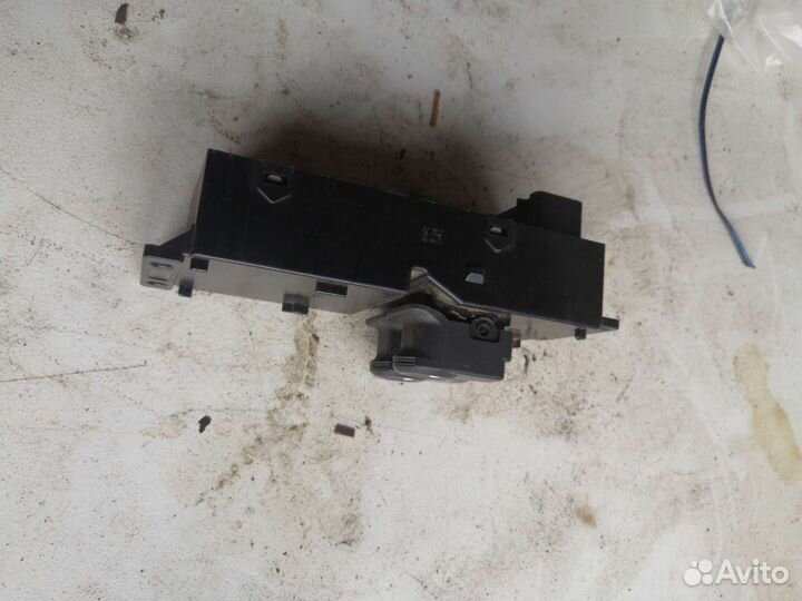 Кнопки стеклоподьемников солярис 1