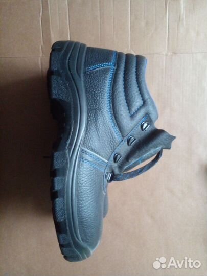 Ботинки рабочие мужские