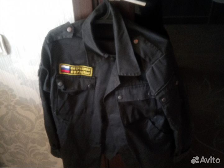 Форма охраны черная