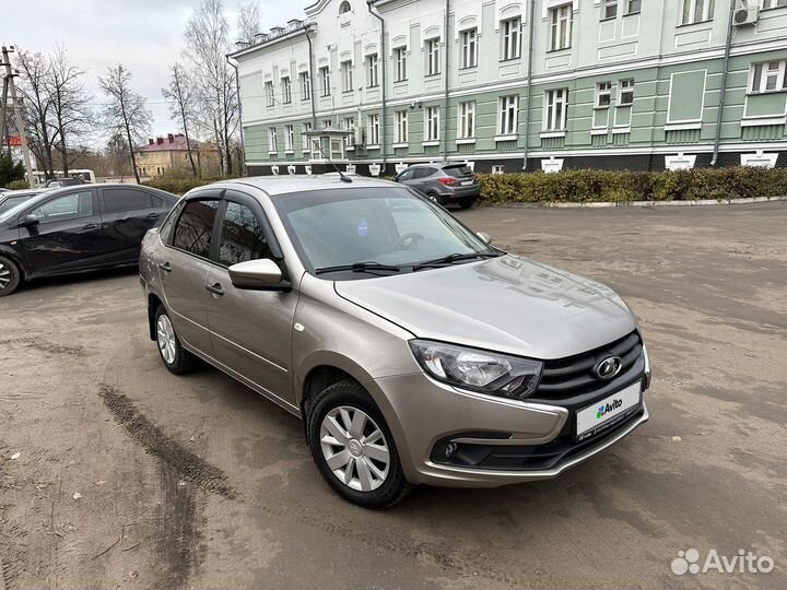 LADA Granta 1.6 МТ, 2019, 56 000 км