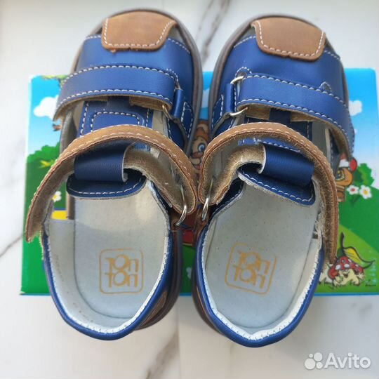 Продам новые сандали