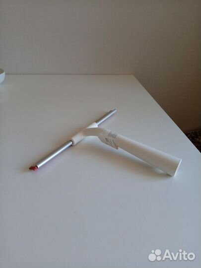 Скребок для мытья окон