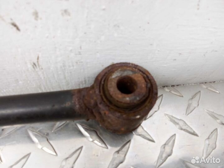 Рычаг зад L Mercedes R-klasse W251