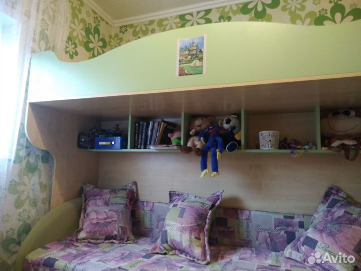 Детская стенка с кроватью