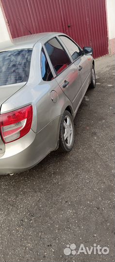 Дверь передняя левая на LADA granta