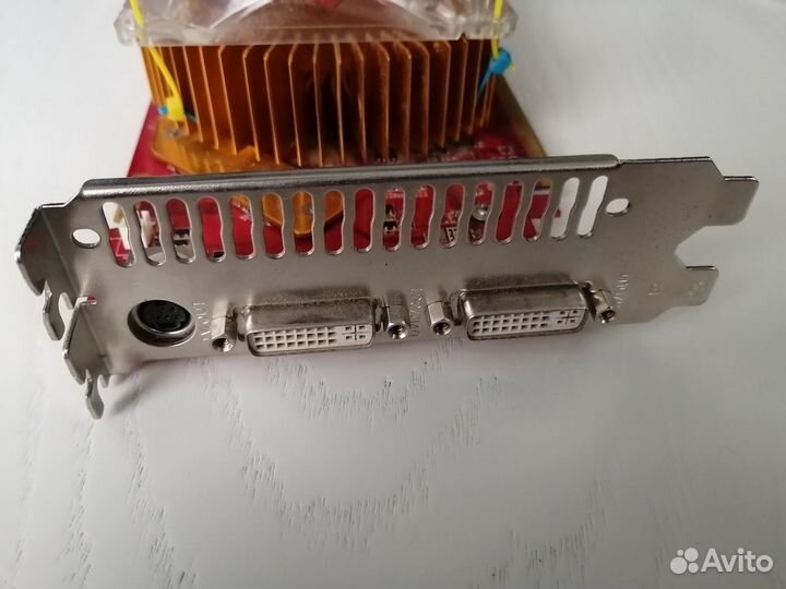 Видеокарта GeForce 9800 GT