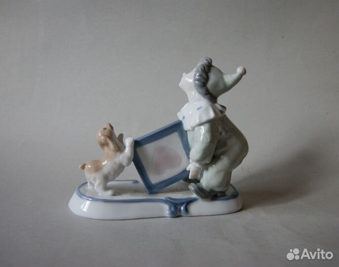 Клоун с собачкой