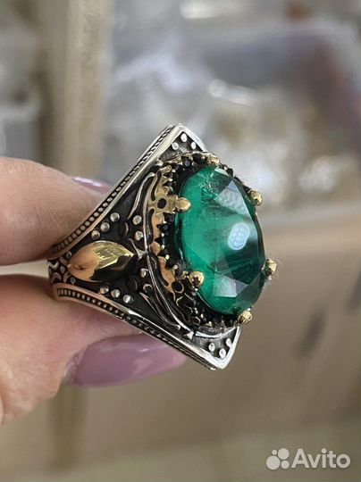 Серебряное кольцо