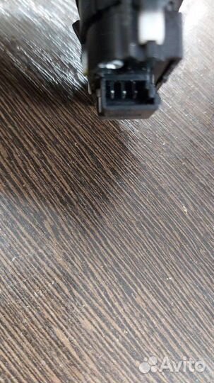 Кнопка блокировки центрального замка Mercedes Gl