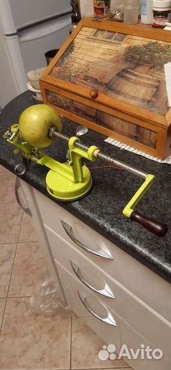 Механизм для очистки яблок,нарезки кольцами картош