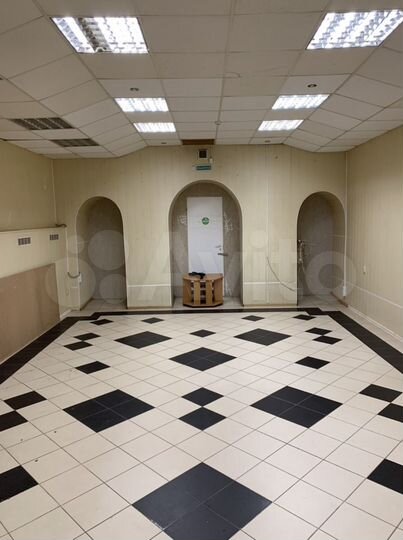 Торговая площадь, 68 м²