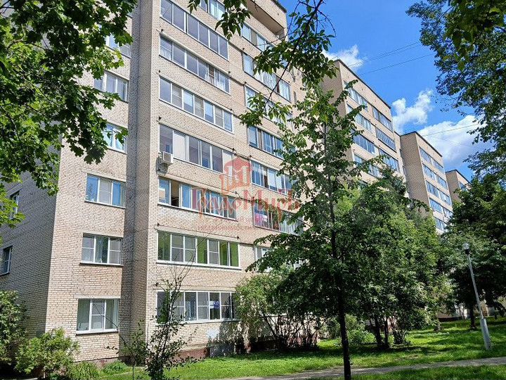 2-к. квартира, 49,4 м², 1/9 эт.