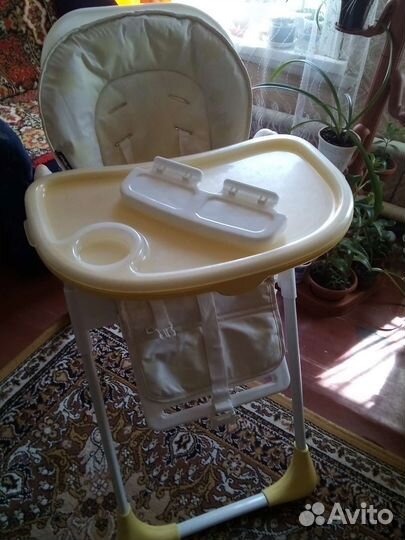 Стульчик для кормления