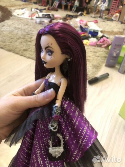 Ever After High Рейвен