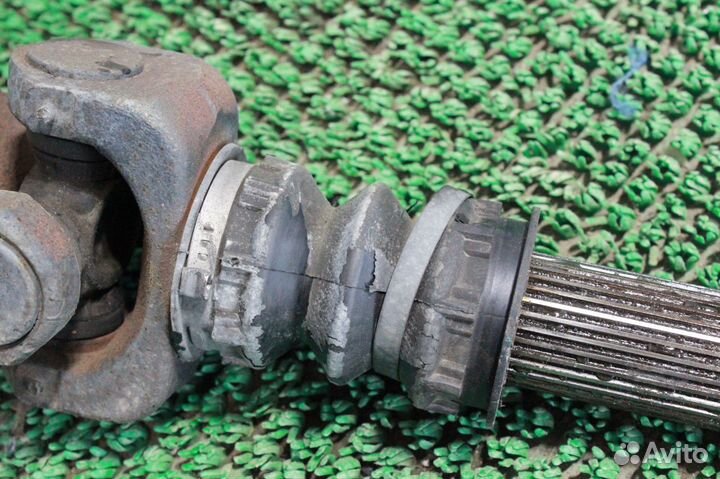 Кардан передний Cadillac Escalade GMT800