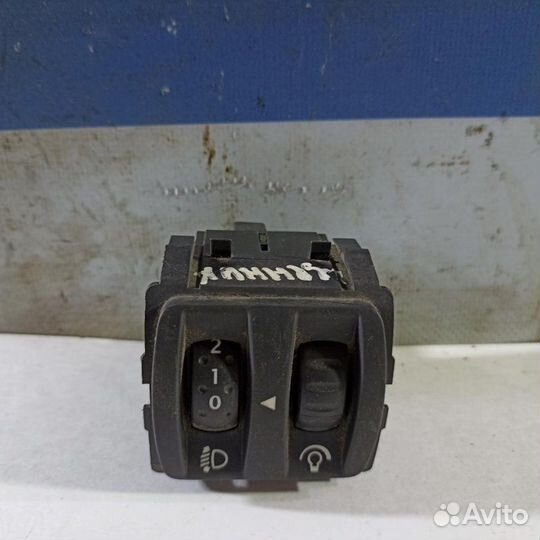 Кнопка корректора фар Renault Scenic Iii 2009