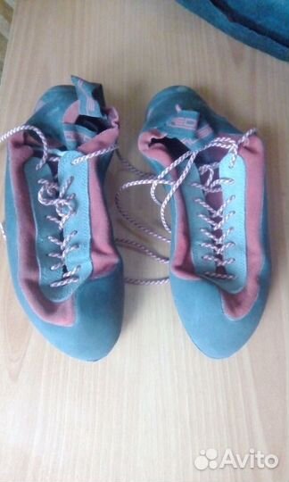 Туфли скальные две пары Redline р.42, 42,5