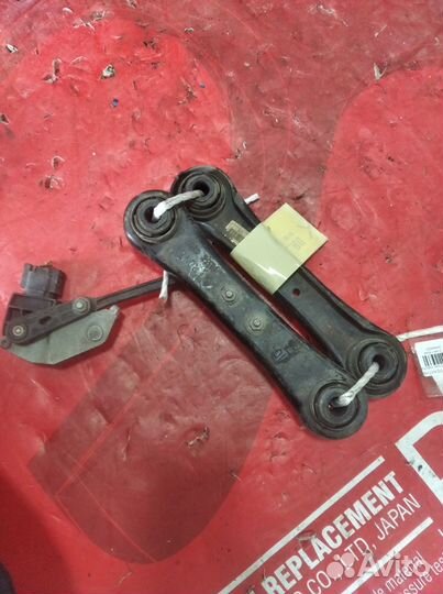 Реактивная тяга задняя Volvo V70 BW