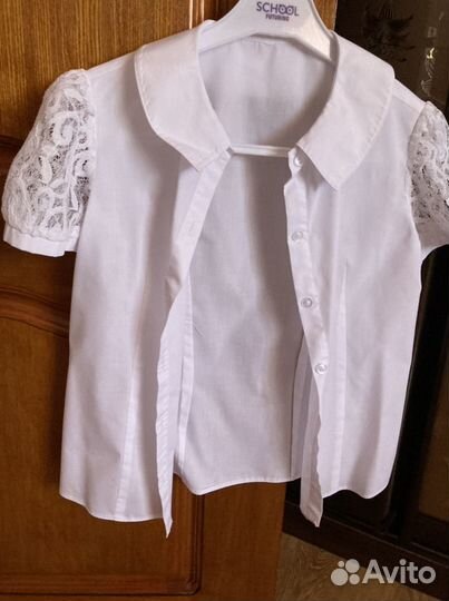 Блузка на девочку, школьные, б/у, состояние- идеал