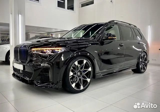 Кованые диски R22 на BMW X5 M