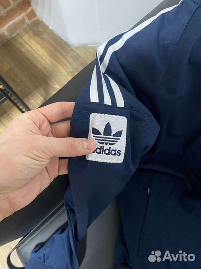 Спортивный костюм adidas