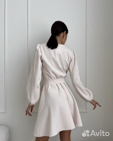 Стильное мини-платье