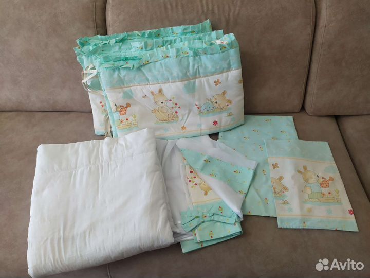 Комплект белья в детскую кроватку