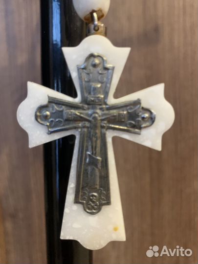 Четки с крестом в Машину