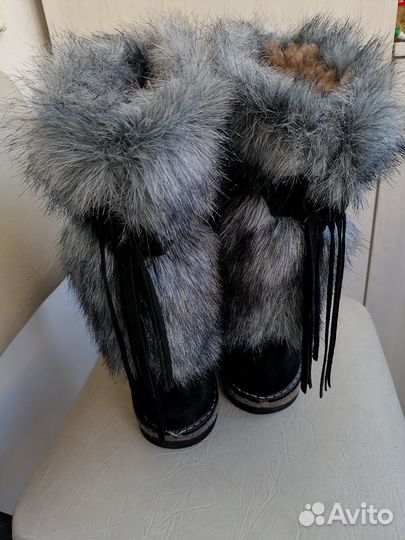 Продам унты