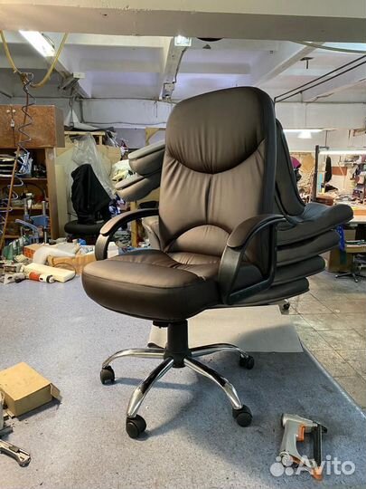 Компьютерное кpеcлo