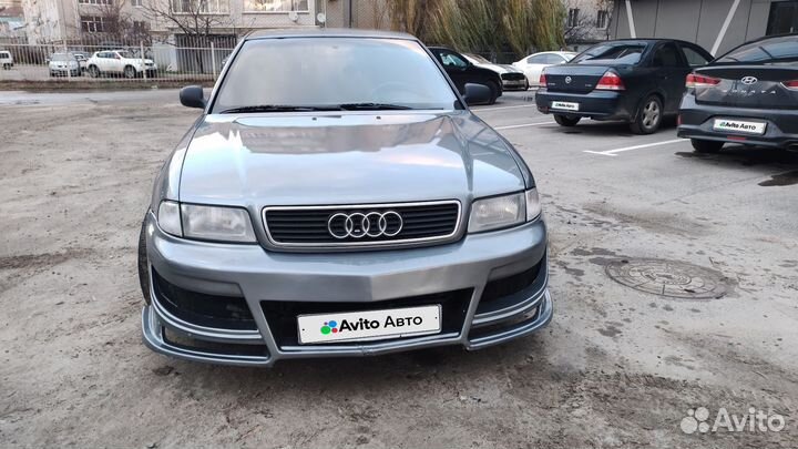 Audi A4 1.6 МТ, 1995, 135 000 км