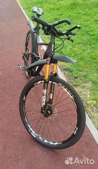 Новый Карбоновый велосипед