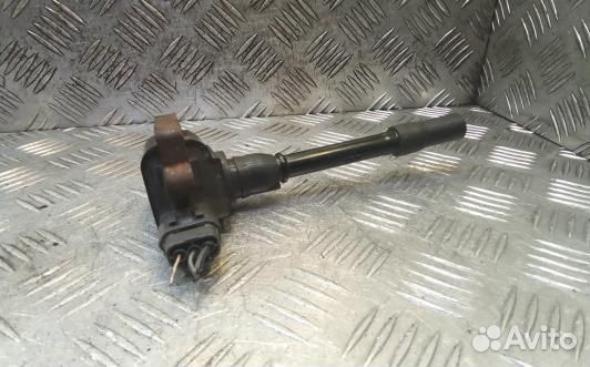 Катушка зажигания бензиновая mitsubishi carisma (8