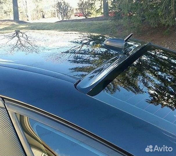 Спойлер на заднее стекло Ford Focus 3