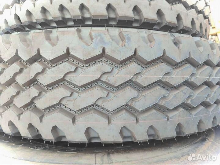 Шины на грузовики 315/80R22.5drсd81120PR156/153L D