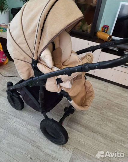 Коляска zippy 3 в 1