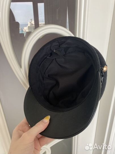 Кепи, Фуражка женская черная с цепью