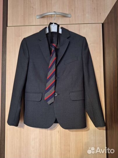 Школьный костюм