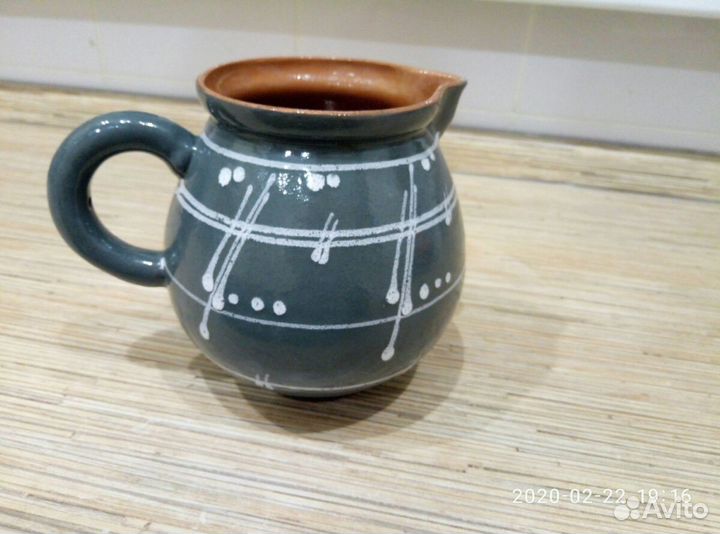 Кувшин и кружки