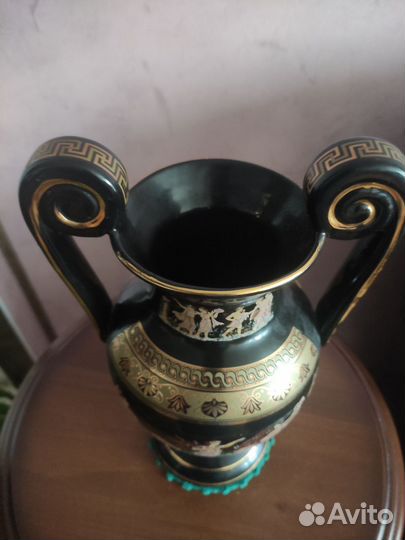 Ваза декоративная