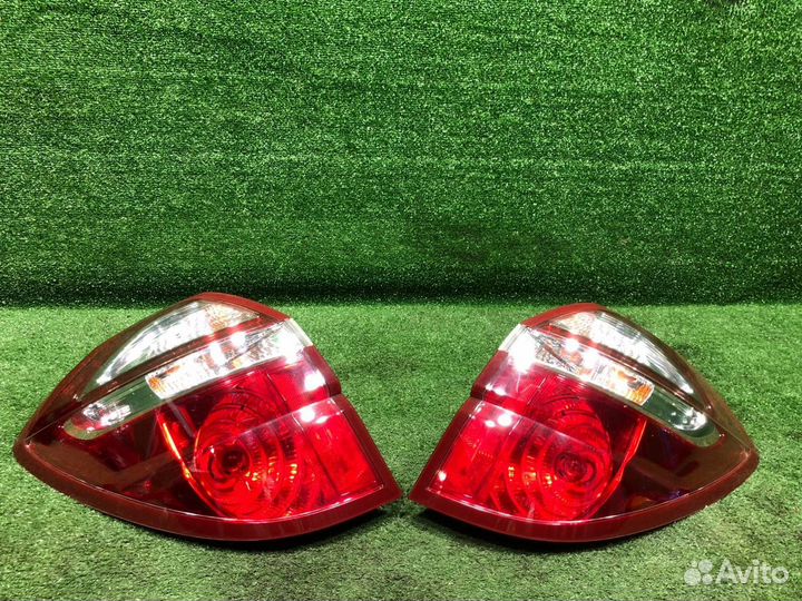 Комплект фонарей задний Subaru Legacy Outback BP